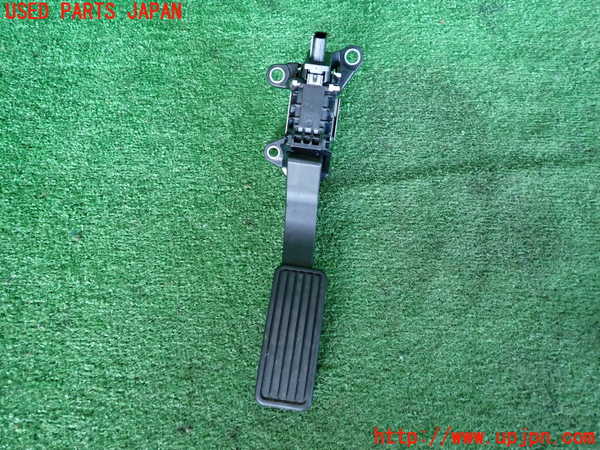 2UPJ-23086381]ヴェゼル ハイブリッド(e：HEV)(RV5)センサー1 (アクセル) 中古_m0001.jpg