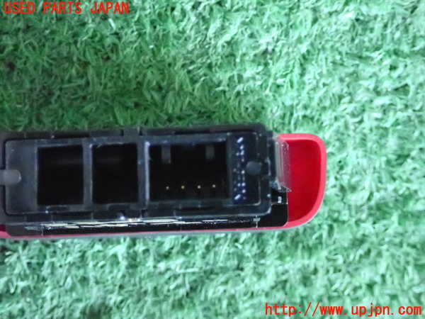 2UPJ-23086290]ヴェゼル ハイブリッド(e：HEV)(RV5)ハザードスイッチ 中古_m0003.jpg