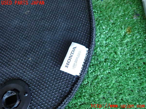 2UPJ-23087800]ヴェゼル ハイブリッド(e：HEV)(RV5)フロアマット 中古_m0003.jpg