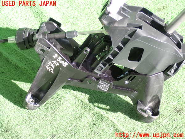 2UPJ-23087555]ヴェゼル ハイブリッド(e：HEV)(RV5)ATシフトレバー 中古_m0002.jpg