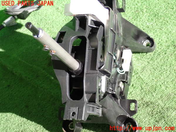 2UPJ-23087555]ヴェゼル ハイブリッド(e：HEV)(RV5)ATシフトレバー 中古_m0003.jpg