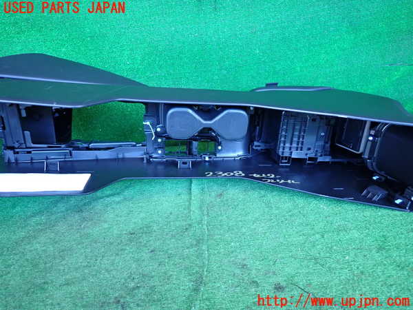 2UPJ-23087540]ヴェゼル ハイブリッド(e：HEV)(RV5)センターコンソール 中古_m0005.jpg