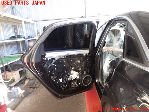 2UPJ-23091320]アウディ・A8 ハイブリッド(4HCHJA)左後ドア (43R-000211) 中古_m0004.jpg