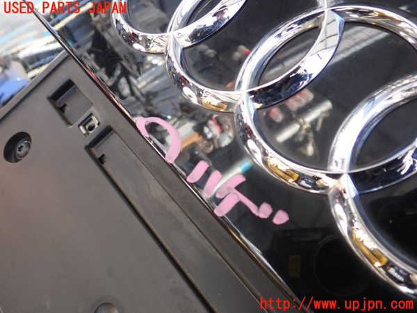 2UPJ-23091500]アウディ・A8 ハイブリッド(4HCHJA)トランク 中古_m0002.jpg