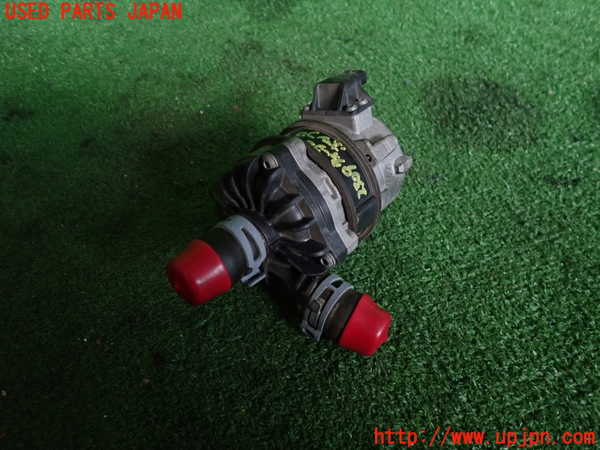 2UPJ-23092110]アウディ・A8 ハイブリッド(4HCHJA)ウォーターポンプ 中古_m0001.jpg