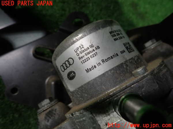 2UPJ-23092580]アウディ・A8 ハイブリッド(4HCHJA)バキュームポンプ 中古_m0003.jpg