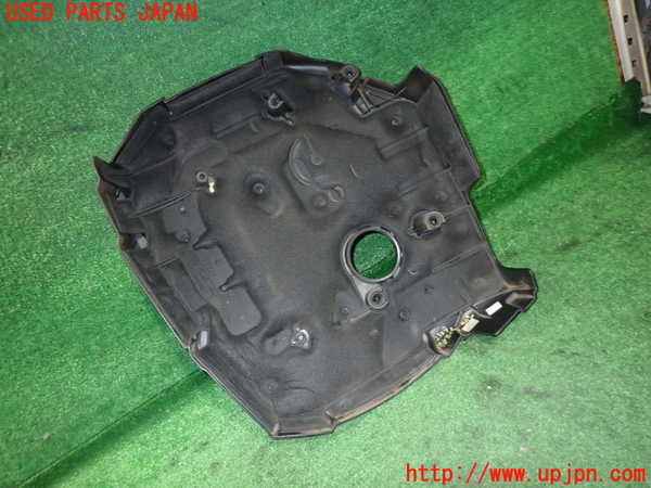 2UPJ-23092160]アウディ・A8 ハイブリッド(4HCHJA)エンジンアッパーカバー 中古_m0002.jpg