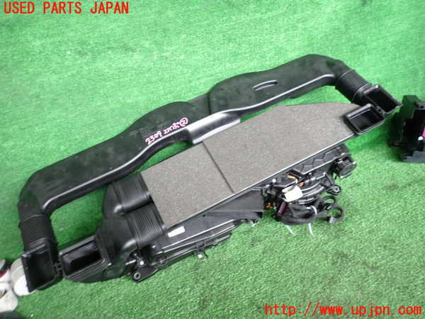 2UPJ-23096082]アウディ・A8 ハイブリッド(4HCHJA)エバポレーター2 中古_m0001.jpg