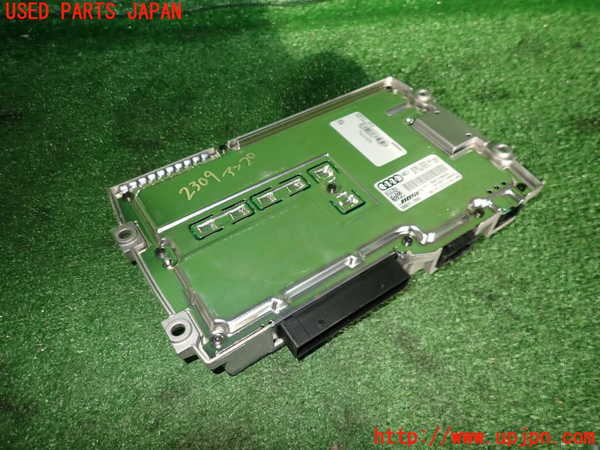 2UPJ-23096525]アウディ・A8 ハイブリッド(4HCHJA)アンプ 中古_m0001.jpg