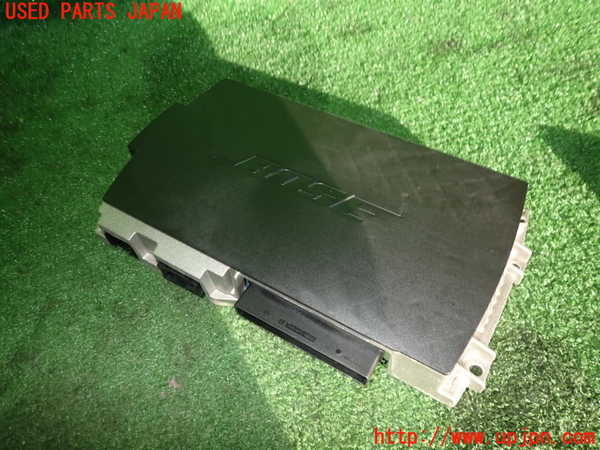 2UPJ-23096525]アウディ・A8 ハイブリッド(4HCHJA)アンプ 中古_m0002.jpg