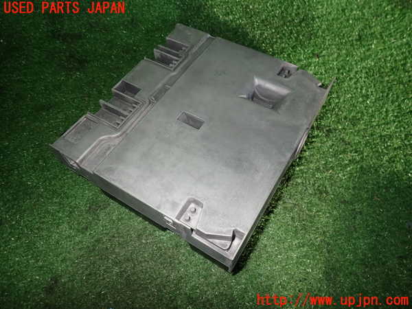 2UPJ-23096660]アウディ・A8 ハイブリッド(4HCHJA)TVチューナー 中古_m0002.jpg