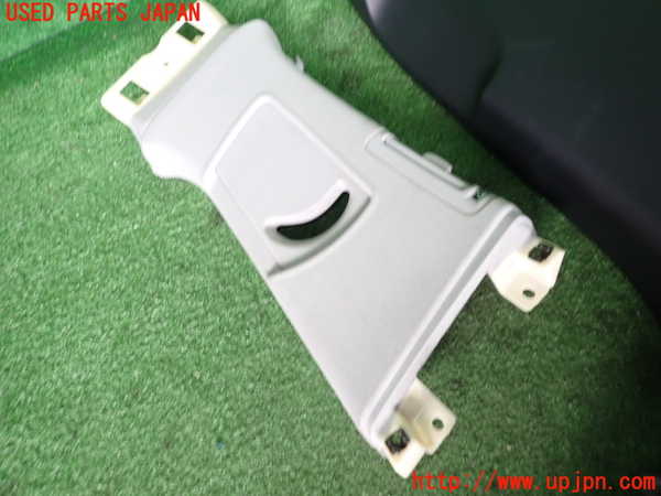 2UPJ-23097665]アウディ・A8 ハイブリッド(4HCHJA)右センターピラートリム 中古_m0002.jpg