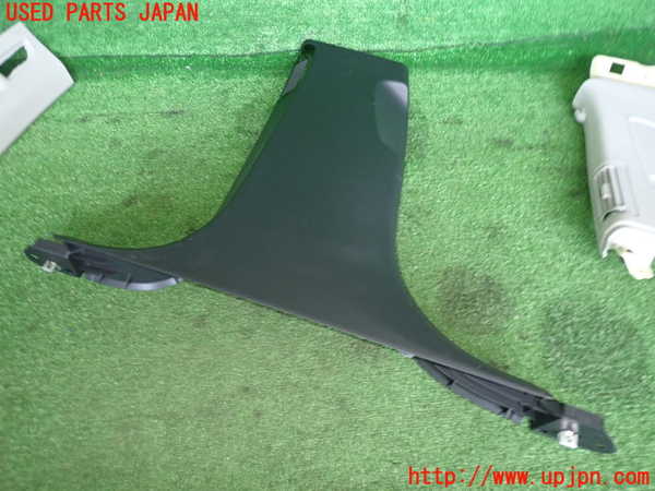 2UPJ-23097670]アウディ・A8 ハイブリッド(4HCHJA)左センターピラートリム 中古_m0003.jpg