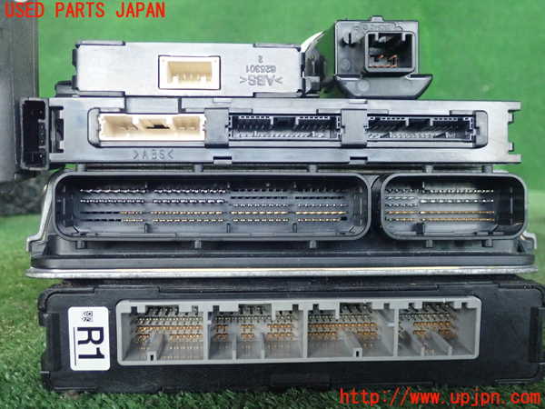 2UPJ-23106110]レクサス・NX300h(AYZ10)エンジンコンピューター 中古_m0004.jpg