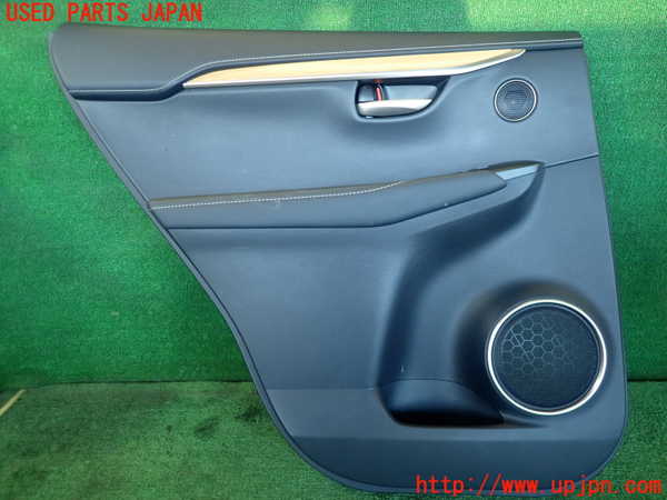2UPJ-23101324]レクサス・NX300h(AYZ10)左後ドア内張り 中古_m0001.jpg