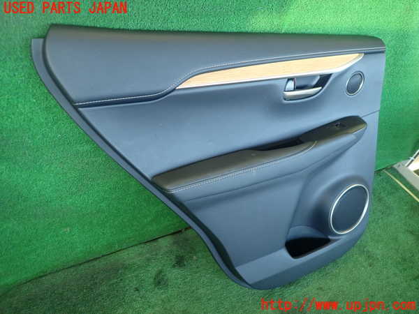 2UPJ-23101324]レクサス・NX300h(AYZ10)左後ドア内張り 中古_m0002.jpg