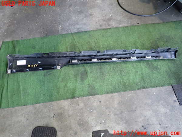 2UPJ-23121390]アウディ・A5 カブリオレ(F5CYRC)右サイドステップ 中古_m0005.jpg