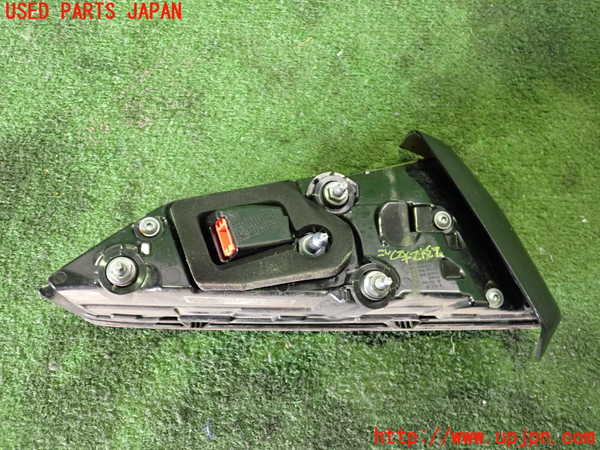 2UPJ-23121550]アウディ・A5 カブリオレ(F5CYRC)右リアフィニッシャー 中古_m0002.jpg