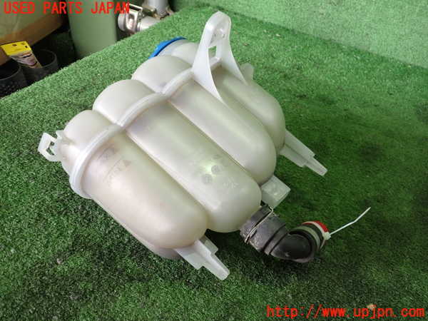 2UPJ-23122410]アウディ・A5 カブリオレ(F5CYRC)ラジエータータンク 中古_m0002.jpg