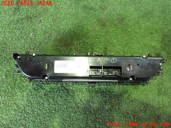 2UPJ-23126066]アウディ・A5 カブリオレ(F5CYRC)エアコンスイッチ1 中古_m0002.jpg