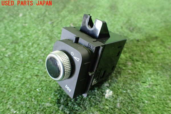 2UPJ-23126308]アウディ・A5 カブリオレ(F5CYRC)スイッチ3 中古_m0001.jpg