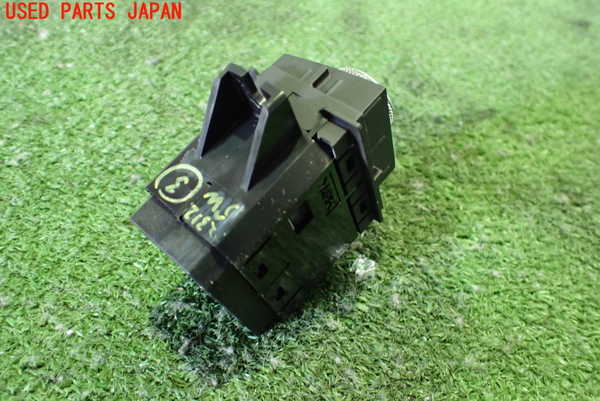 2UPJ-23126308]アウディ・A5 カブリオレ(F5CYRC)スイッチ3 中古_m0002.jpg