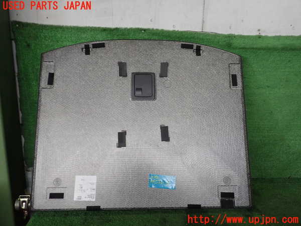 2UPJ-23127771]アウディ・A5 カブリオレ(F5CYRC)ラゲッジトレイ1 中古_m0002.jpg
