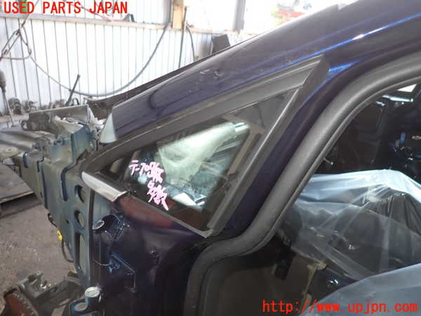 2UPJ-23131202]VW ゴルフ ヴァリアント(CDDFYV)左フロント三角窓ガラス (43R-00099 M501) 中古_m0001.jpg