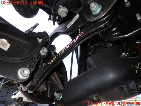 2UPJ-23135205]VW ゴルフ ヴァリアント(CDDFYV)右リアロアアーム2 中古_m0001.jpg