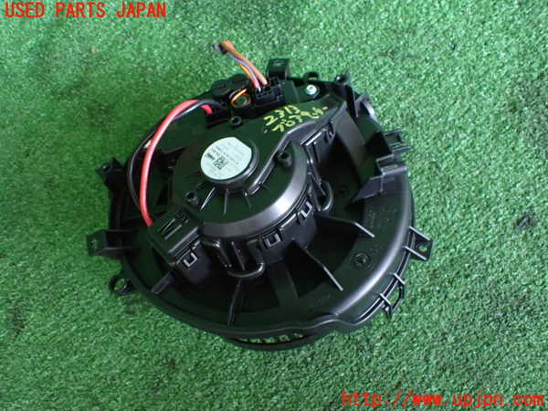 2UPJ-23136095]VW ゴルフ ヴァリアント(CDDFYV)ブロアファン(ブロアーファン) 中古_m0001.jpg