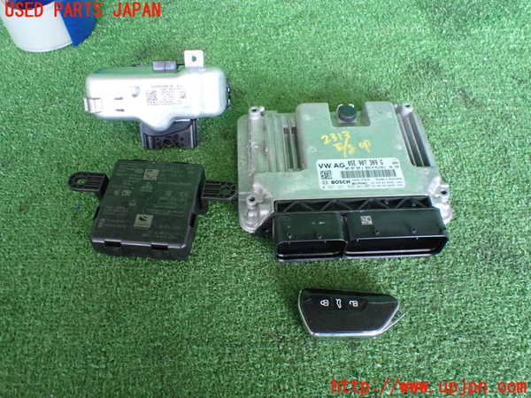 2UPJ-23136110]VW ゴルフ ヴァリアント(CDDFYV)エンジンコンピューター 中古_m0001.jpg