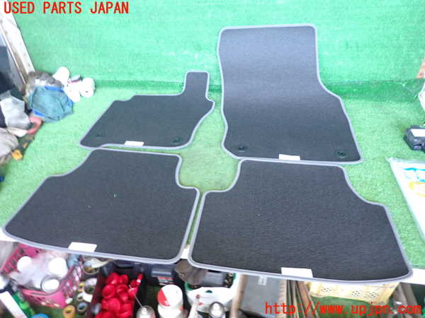 2UPJ-23137800]VW ゴルフ ヴァリアント(CDDFYV)フロアマット 中古_m0002.jpg