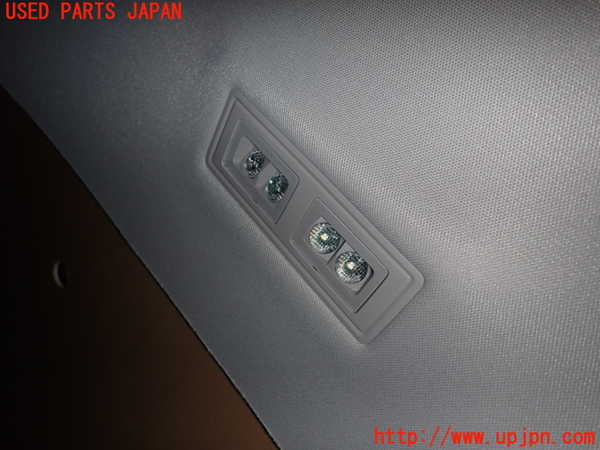 2UPJ-23136412]VW ゴルフ ヴァリアント(CDDFYV)ルームランプ2 2列目 中古_m0001.jpg
