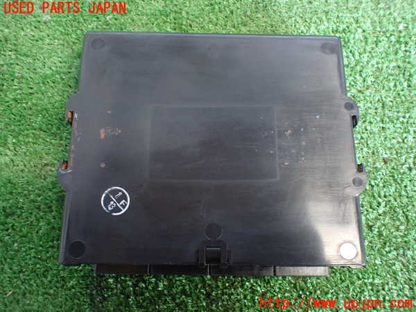 2UPJ-23146125]クラウン ハイブリッド(AZSH21)ABSコンピューター 中古_m0002.jpg