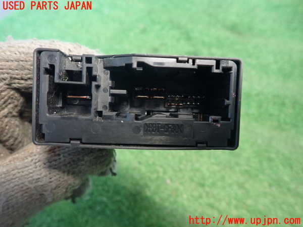 2UPJ-23146148]クラウン ハイブリッド(AZSH21)コンピューター3 (82644-30030) 中古_m0002.jpg