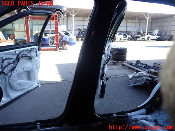 2UPJ-23147665]クラウン ハイブリッド(AZSH21)右センターピラートリム 中古_m0001.jpg