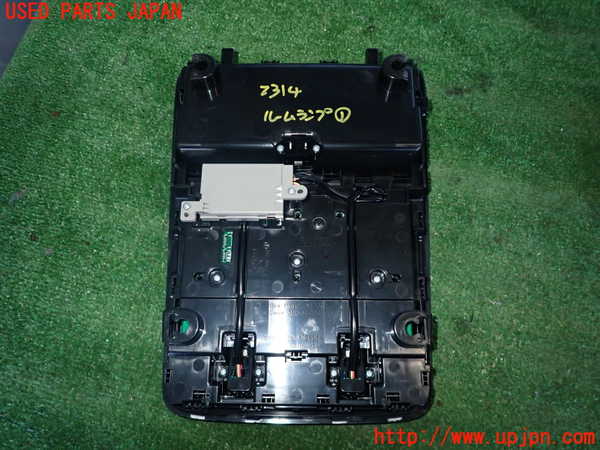 2UPJ-23146411]クラウン ハイブリッド(AZSH21)ルームランプ1 (真中 1列目) 中古_m0002.jpg