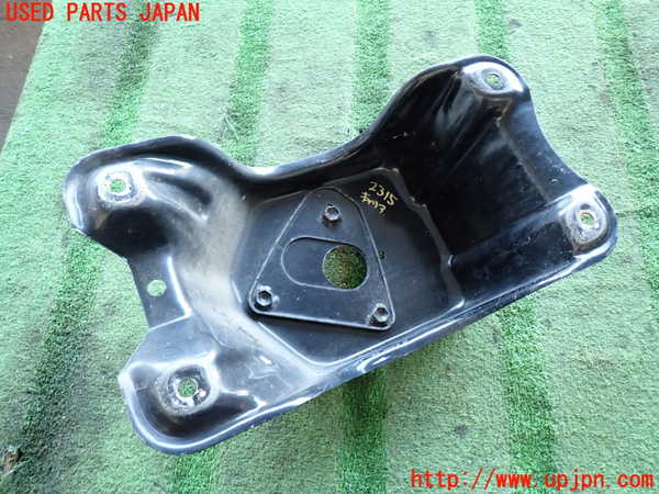 2UPJ-23151700]ランクル70系(BJ74V(改))スペアタイヤキャリア 中古_m0003.jpg