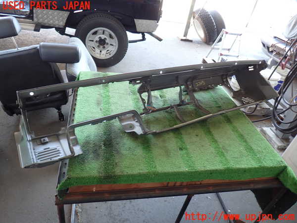 2UPJ-23157505]ランクル70系(BJ74V(改))ダッシュボード 中古_m0005.jpg