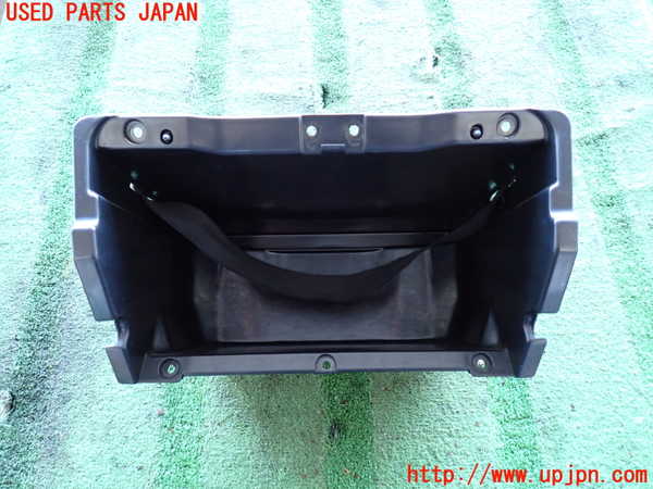2UPJ-23157517]ランクル70系(BJ74V(改))グローブボックス2 中古_m0001.jpg