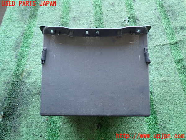 2UPJ-23157517]ランクル70系(BJ74V(改))グローブボックス2 中古_m0002.jpg
