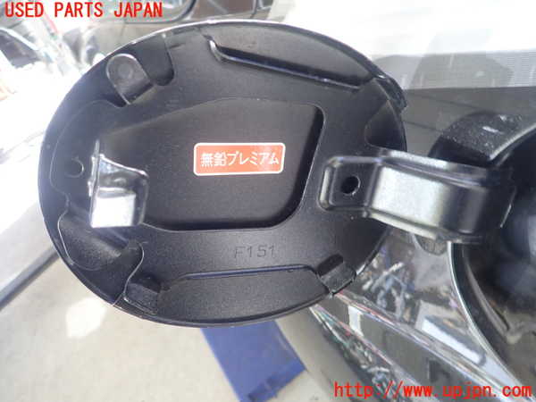 1UPJ-23171690]RX-8(SE3P)フューエルリッド 中古_m0002.jpg