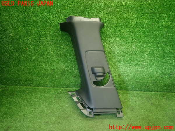 5UPJ-23187670]シビック タイプR ユーロ(FN2)左センターピラートリム 中古_m0001.jpg