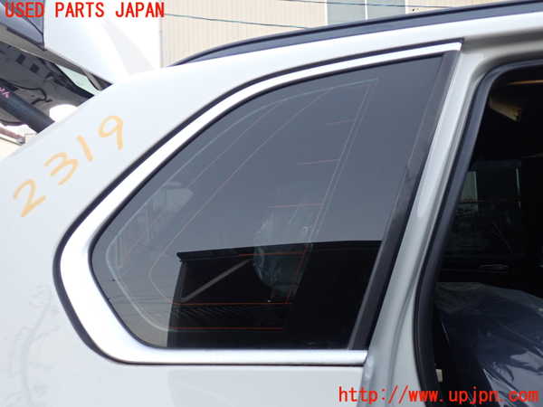 1UPJ-23191380]BMW X5(ZV30S E70)右クォーターガラス 43R-000137 中古_m0001.jpg