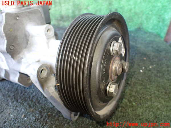 1UPJ-23194250]BMW X5(ZV30S E70)パワステポンプ 中古_m0003.jpg