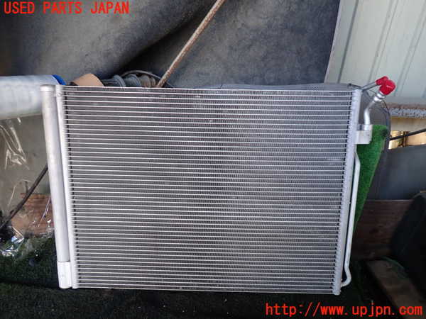 1UPJ-23196031]BMW X5(ZV30S E70)エアコンコンデンサー1 中古_m0002.jpg