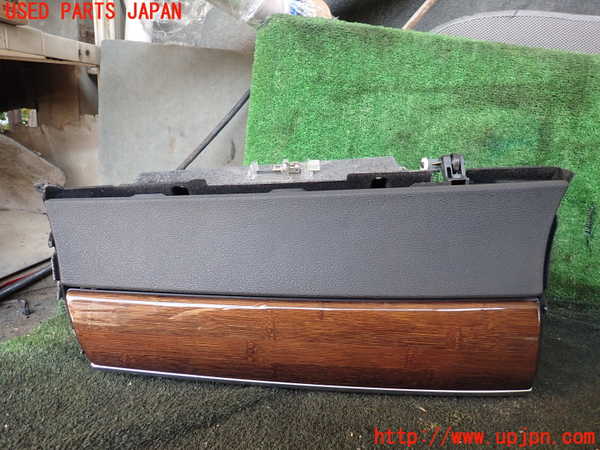 1UPJ-23197516]BMW X5(ZV30S E70)グローブボックス1 中古_m0002.jpg
