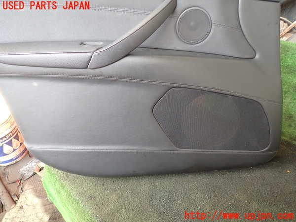 1UPJ-23191264]BMW X5(ZV30S E70)左前ドア内張り 中古_m0004.jpg