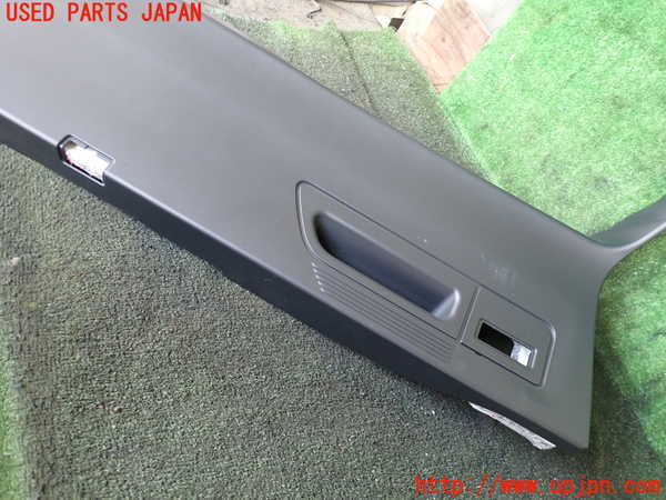 1UPJ-23191578]BMW X5(ZV30S E70)バックドア内張り 中古_m0002.jpg