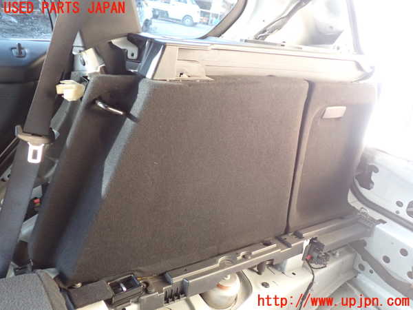 1UPJ-23197675]BMW X5(ZV30S E70)右リアピラートリム 中古_m0001.jpg